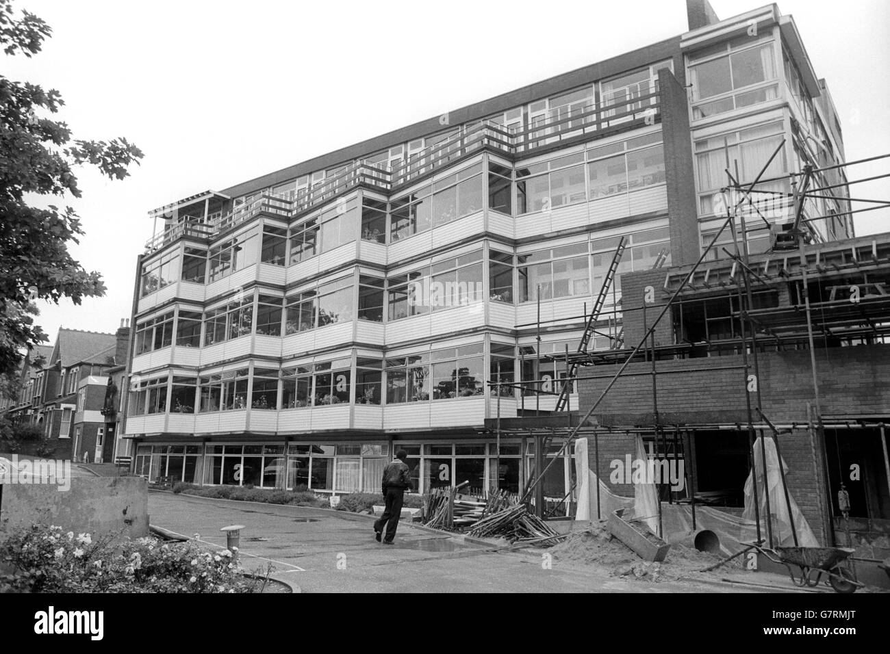 Foto esterna del St Christopher's Hospice - Lawrie Park, Sydenham, Londra, che è un nuovo ospizio moderno fondato nel 1967 da Dame Cicely Saunders. Foto Stock