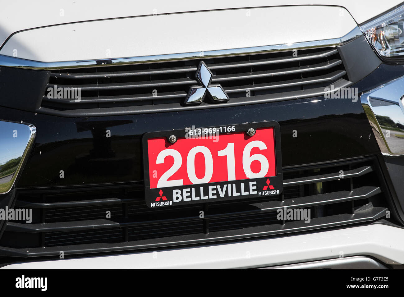 Mitsubishi concessionaria auto a Belleville, Ont., il 24 giugno 2016 Foto Stock