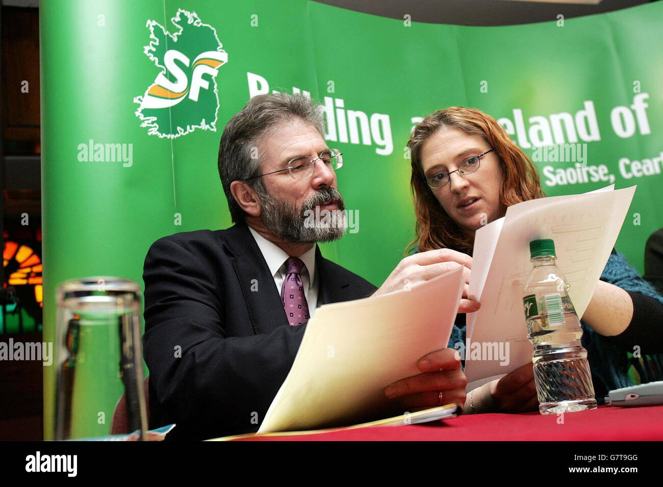 Northern Bank Robbery - riunione Sinn Fein - Royal Dublin Hotel. Sinn Fein Presidente Gerry Adams. Foto Stock