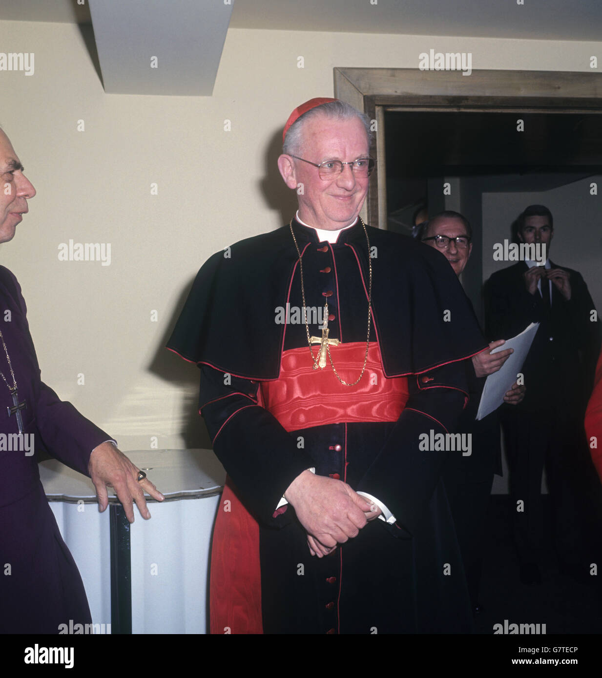 La religione - Il Cardinale Heenan, Arcivescovo cattolico di Westminster - Savoy Hotel, Londra Foto Stock
