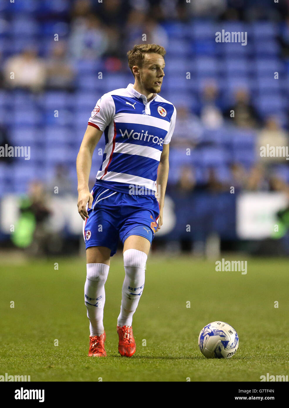 Calcio - Campionato Sky Bet - Reading v AFC Bournemouth - Stadio Madejski. Chris Gunter di Reading Foto Stock