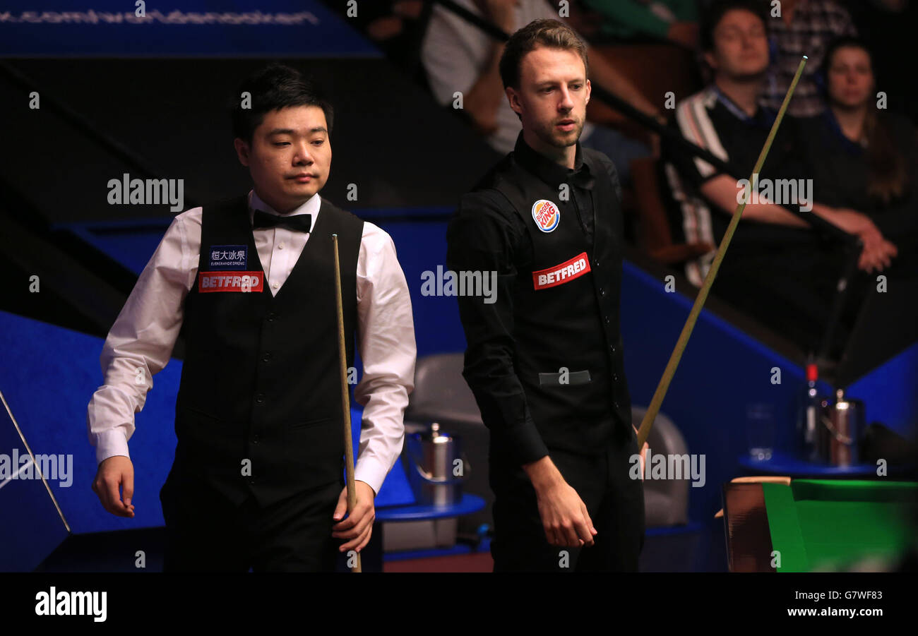 Snooker - Betfred Campionato Mondiale - Giorno di undici - Crucible Theatre Foto Stock