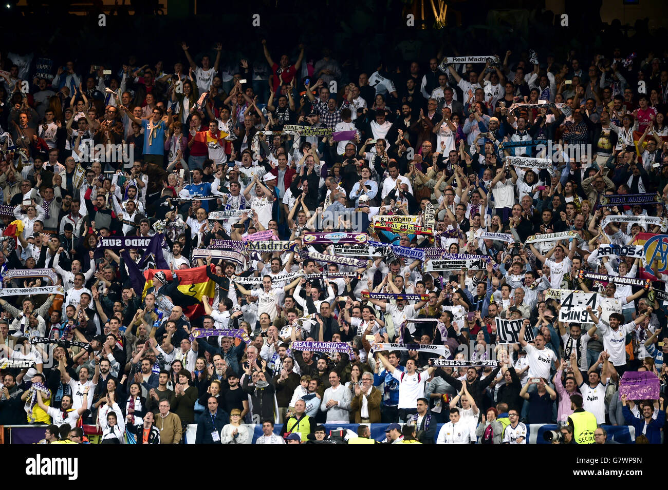 Soccer - UEFA Champions League - Quarti di Finale - seconda gamba - Real Madrid v Atletico Madrid - Santiago Bernabeu Foto Stock