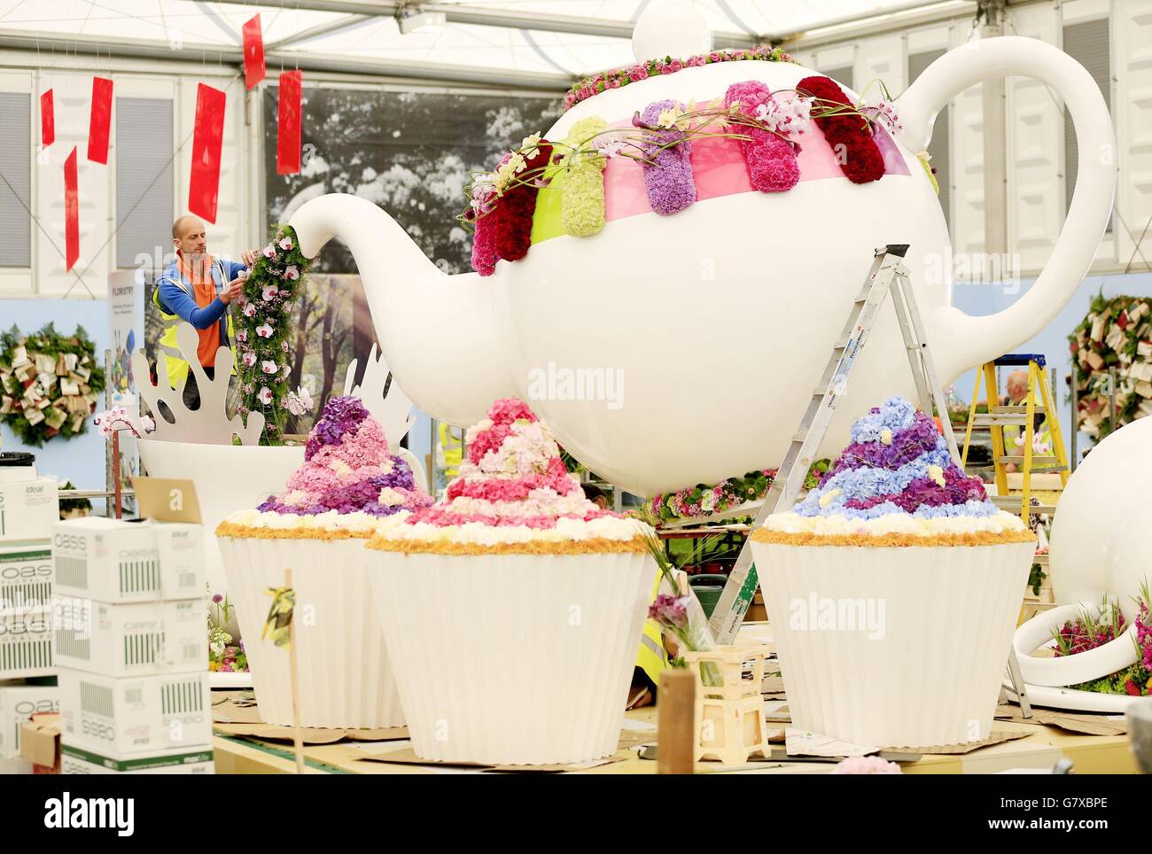 Intrattenimento - 'tempo per tè" presentano - 2015 RHS Chelsea Flower Show - Londra Foto Stock