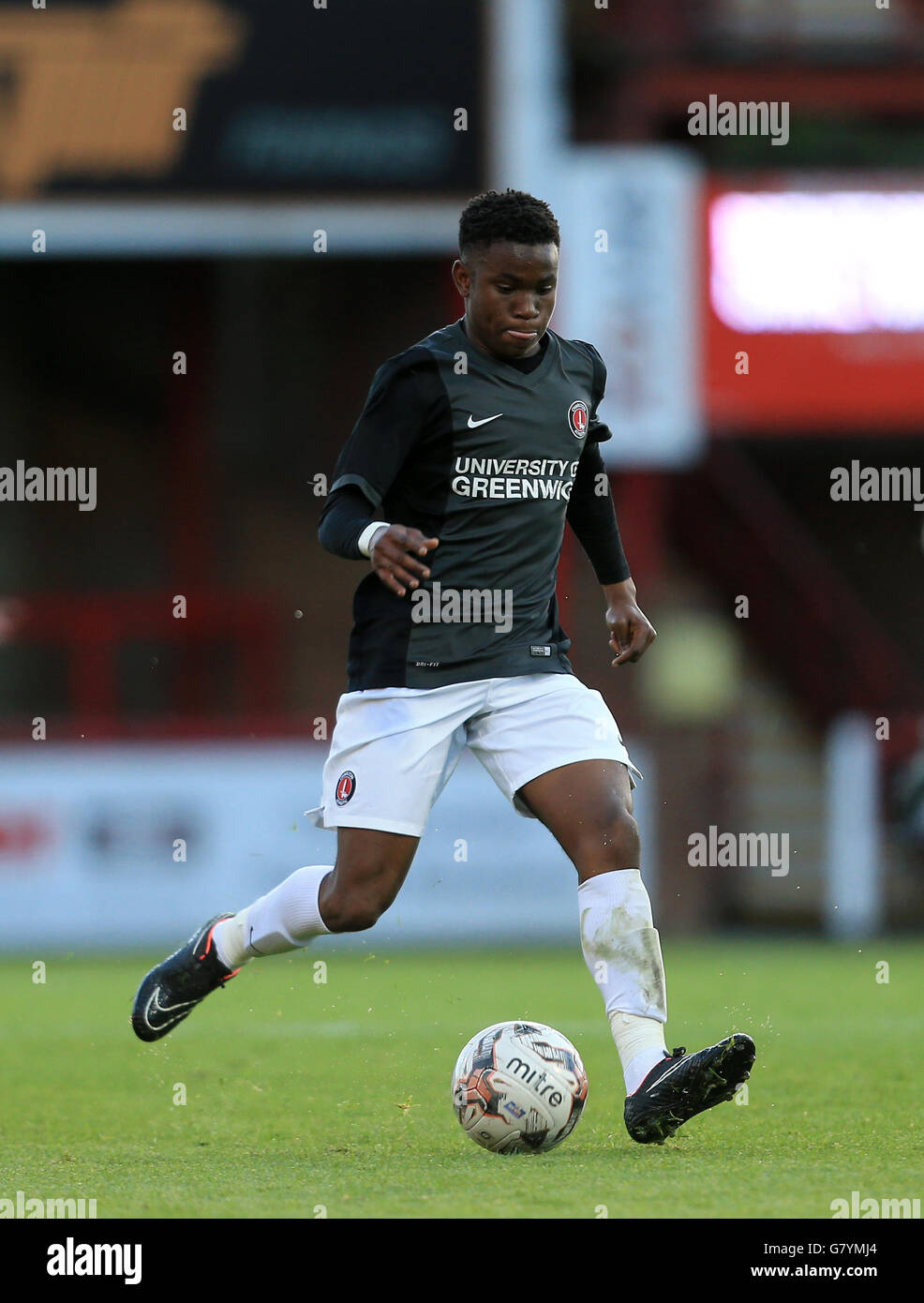 Calcio - Professional Development League Two - Gioca - finale - Brentford Under 18 v Charlton Athletic Under 18 - Griffin Park. Ademola Lookman, Charlton Athletic Foto Stock