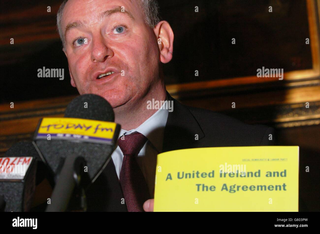 Mark Durkan, leader dell'SDLP, lancia il documento "UN'Irlanda unita e l'accordo", che comprende una proposta di mantenere l'accordo del venerdì santo in caso di costituzione di un'Irlanda unita. Foto Stock