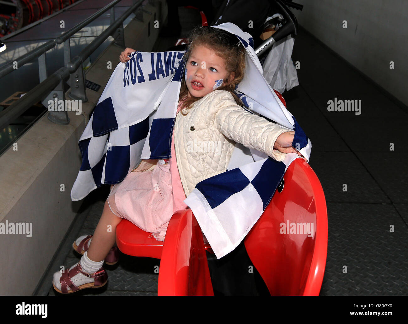 Calcio - Sky Bet League 1 - Gioca fuori - finale - Preston North End v Swindon Town - Stadio di Wembley. Una ventola Preston North End nei cavalletti Foto Stock