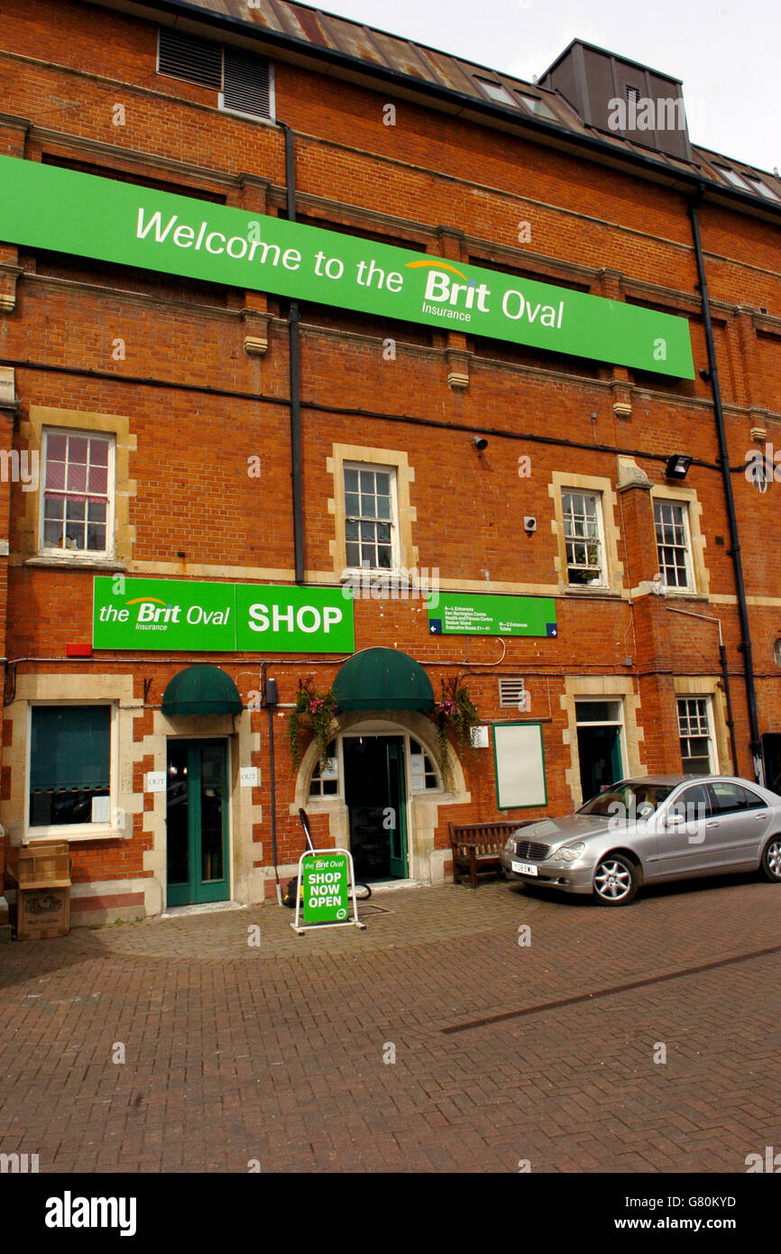 Cricket - Surrey County Cricket Club - Press Day - The Brit Oval. Una vista generale del negozio del club al Brit Oval, casa di Surrey Foto Stock