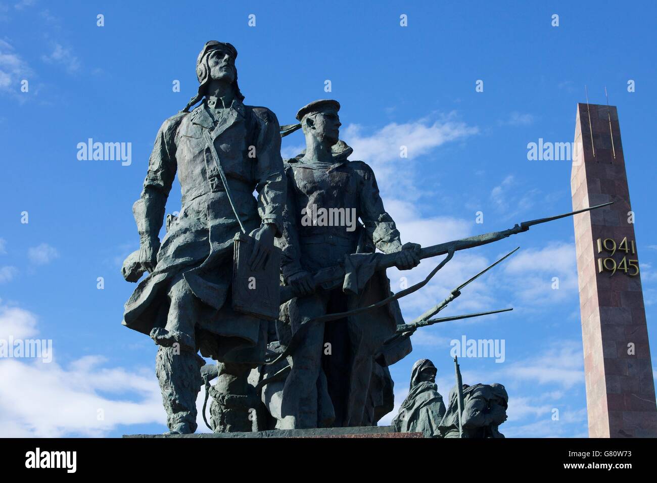 La scultura di marinai e di piloti, monumento agli eroici difensori di Leningrado, Piazza Vittoria, ploshchad pobedy, San Pietroburgo, Foto Stock