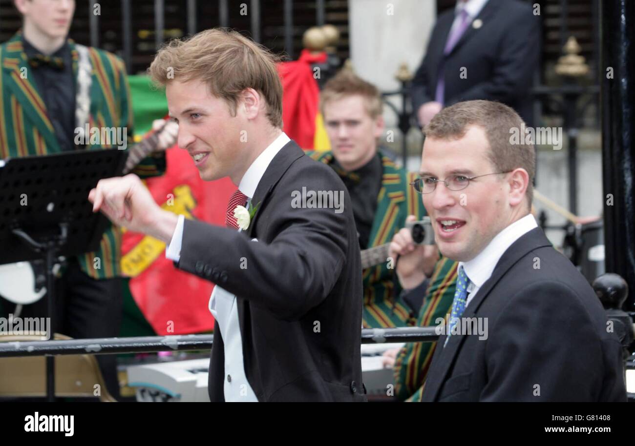 Royal Wedding - Matrimonio del principe Carlo e Camilla Parker Bowles - Cerimonia Civile - Windsor Guildhall Foto Stock