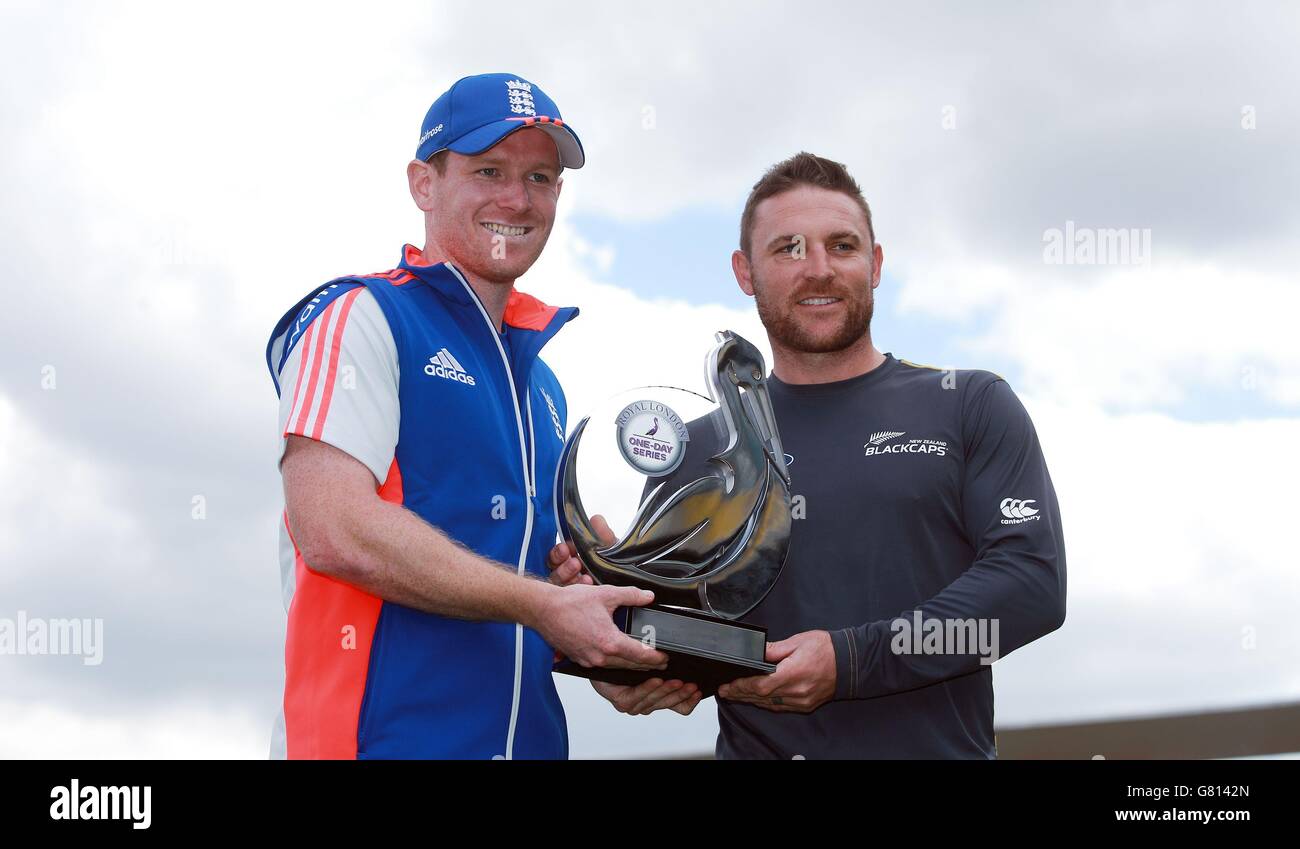 Cricket - Primo Royal London una giornata internazionale - Inghilterra v Nuova Zelanda - Inghilterra di reti e la conferenza stampa - Edgbaston Foto Stock