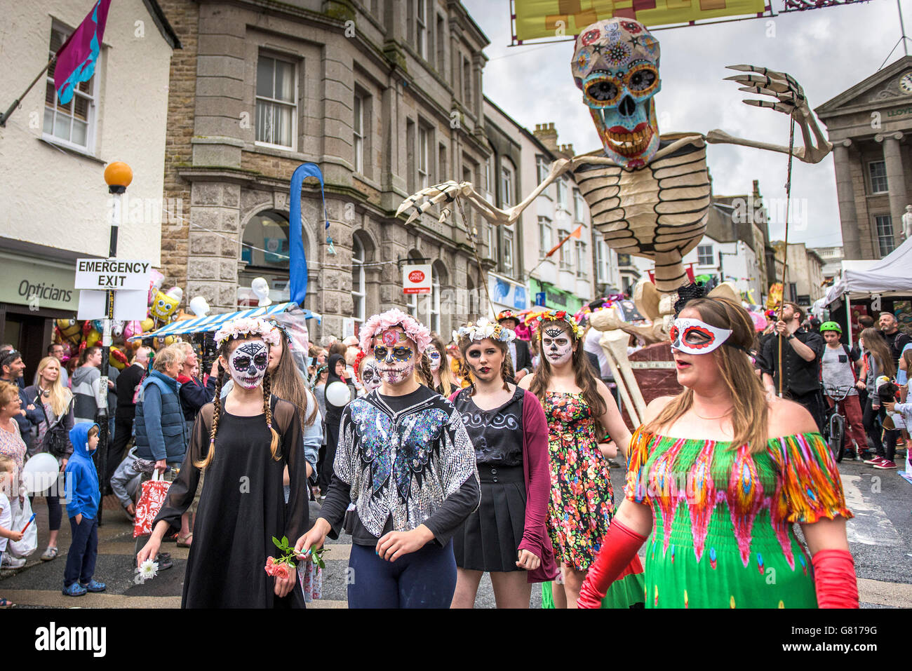 Il giorno Mazey celebrazioni a Penzance, Cornwall. Foto Stock