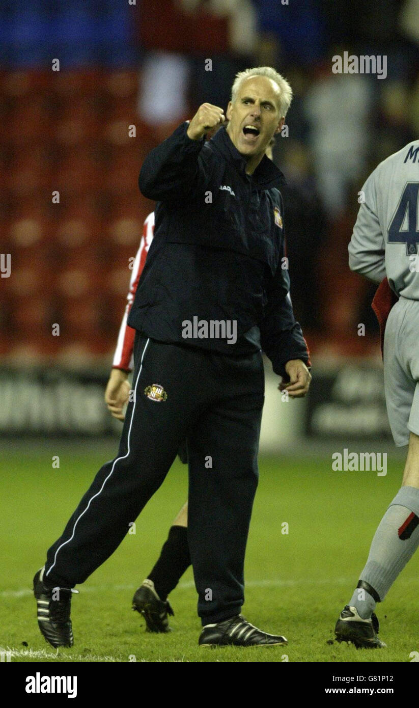 Mick McCarthy, manager di Sunderland, celebra la vittoria dei suoi team nel 1-0 su Wigan Athletic. Foto Stock