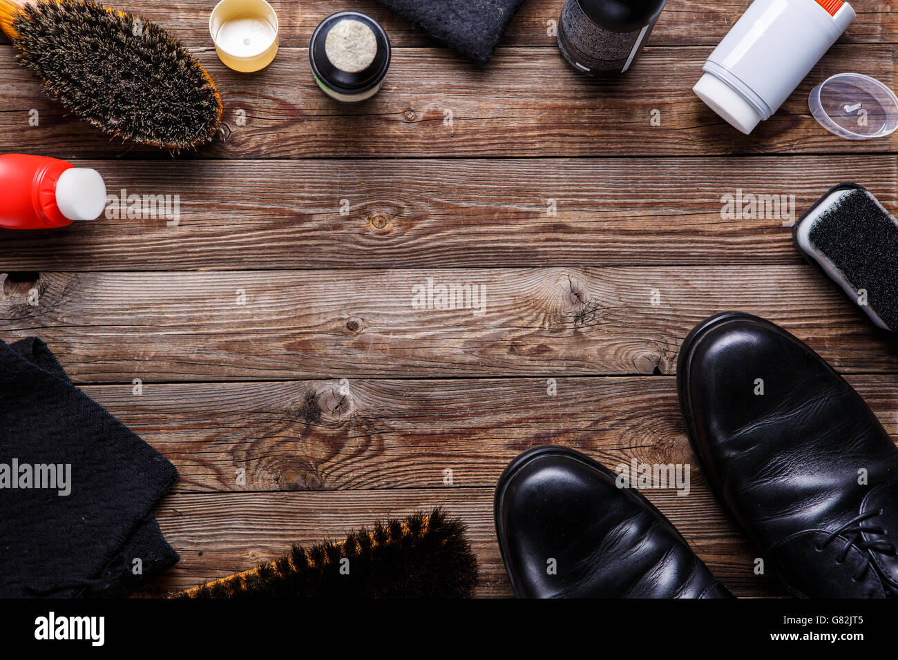 Spazzole, cera, scarpe, accessori Foto Stock