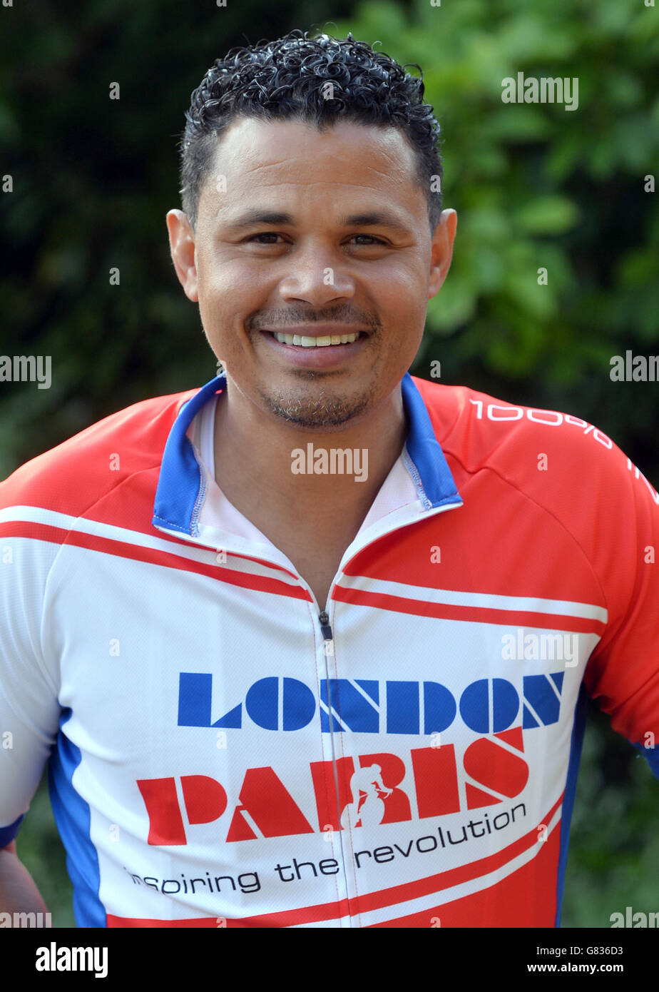 Da Londra a Parigi carità carità in bicicletta Foto Stock