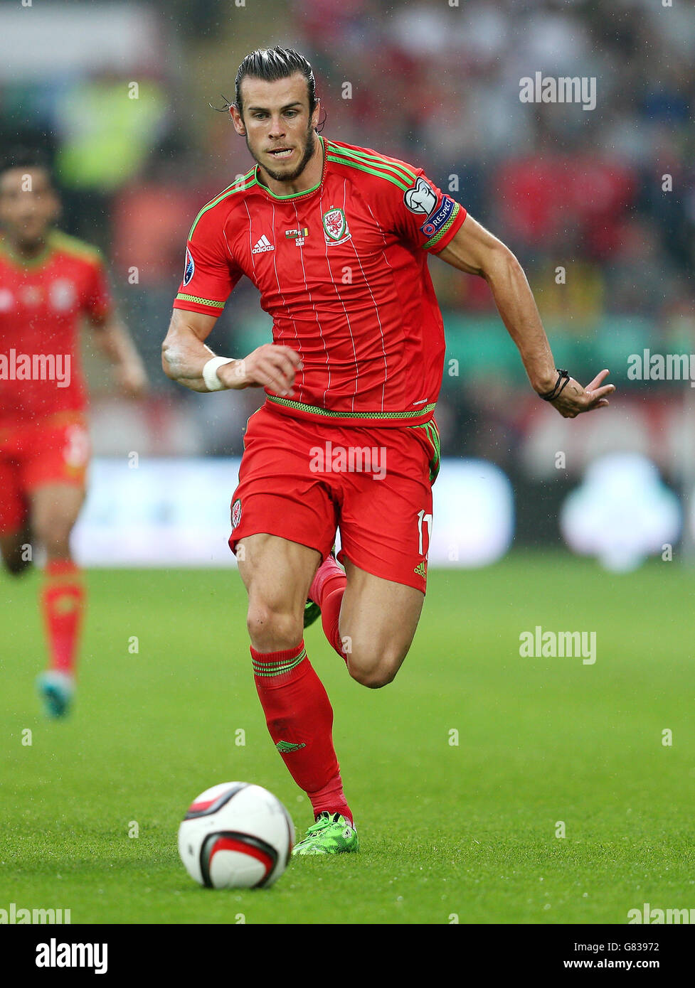 Wales Gareth Bale durante la partita di qualificazione del Campionato europeo UEFA al Cardiff City Stadium di Cardiff. Foto Stock