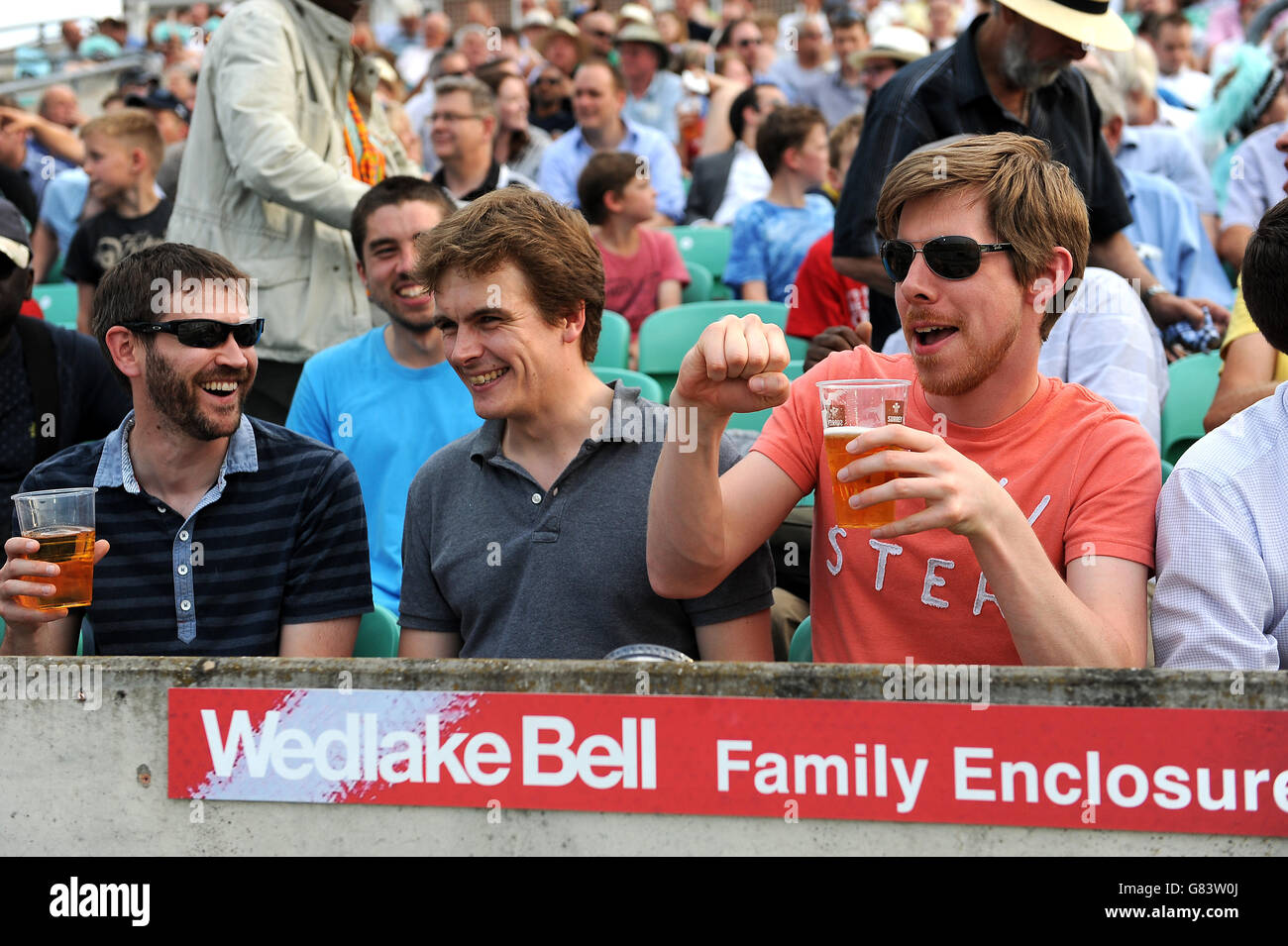 Cricket - NatWest t20 Blast - Southern Division - Surrey v Gloucestershire - Kia Oval. Marchio Wedlake Bell al Kia Oval Foto Stock
