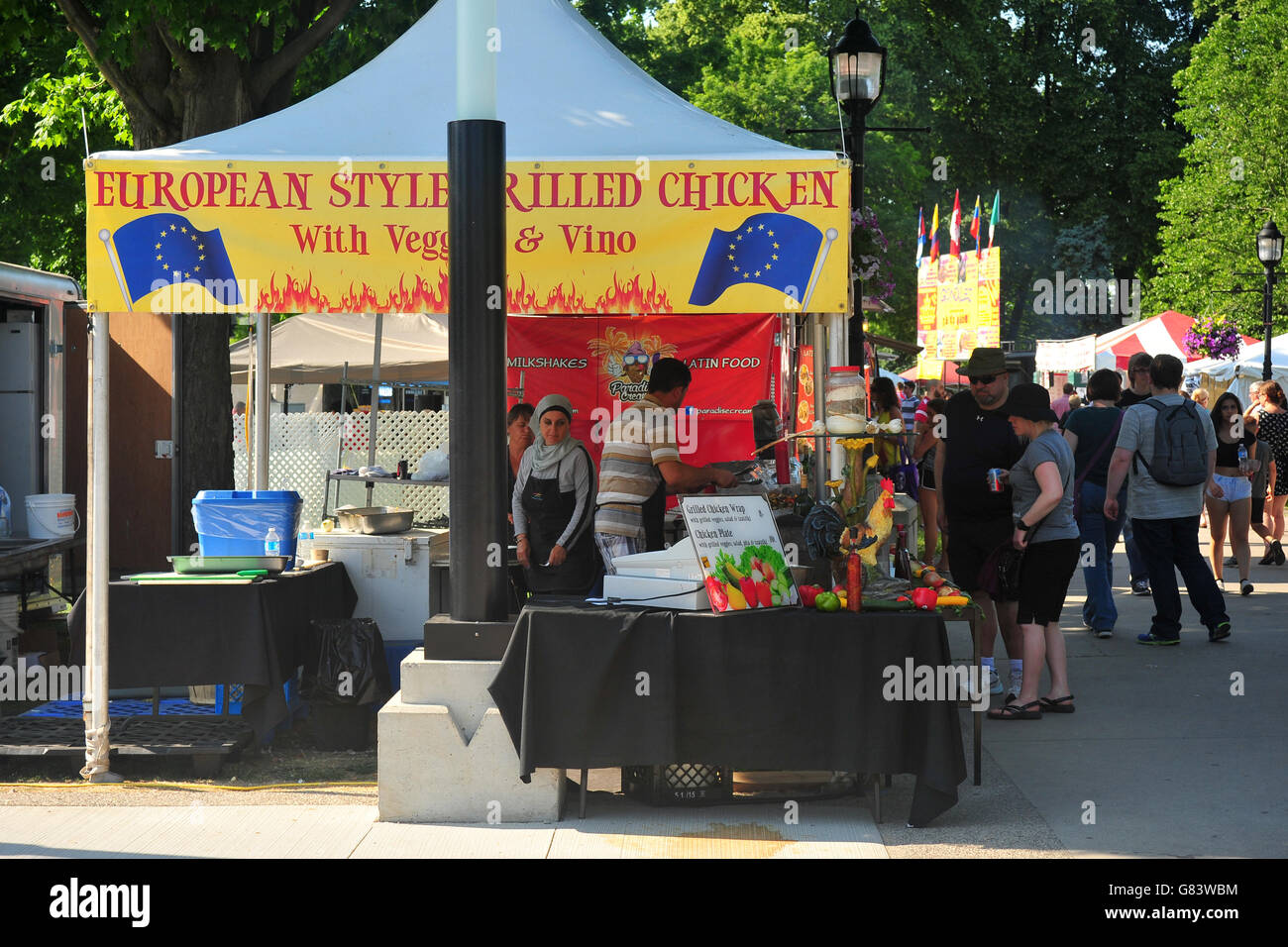 Un europeo di stallo alimentare istituito presso la London International Food Festival a Londra, Ontario. Foto Stock