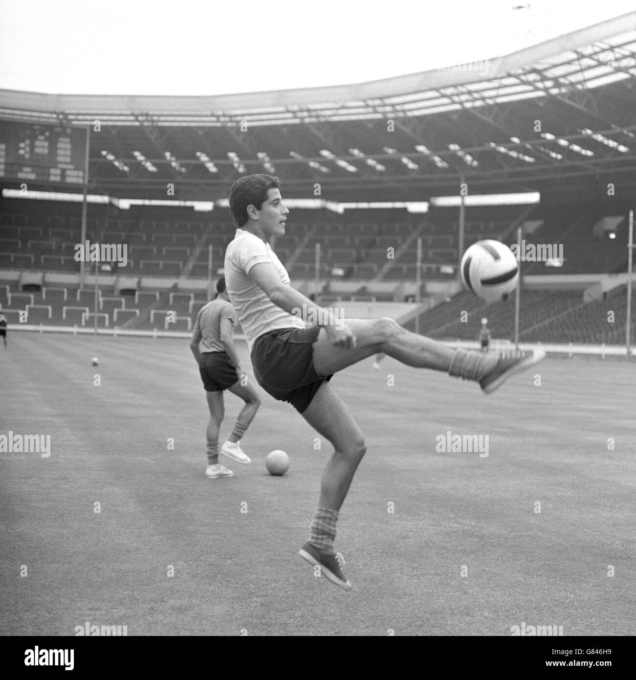 Calcio - Coppa del Mondo FIFA Inghilterra 1966 - Uruguay Formazione - Wembley Stadium Foto Stock