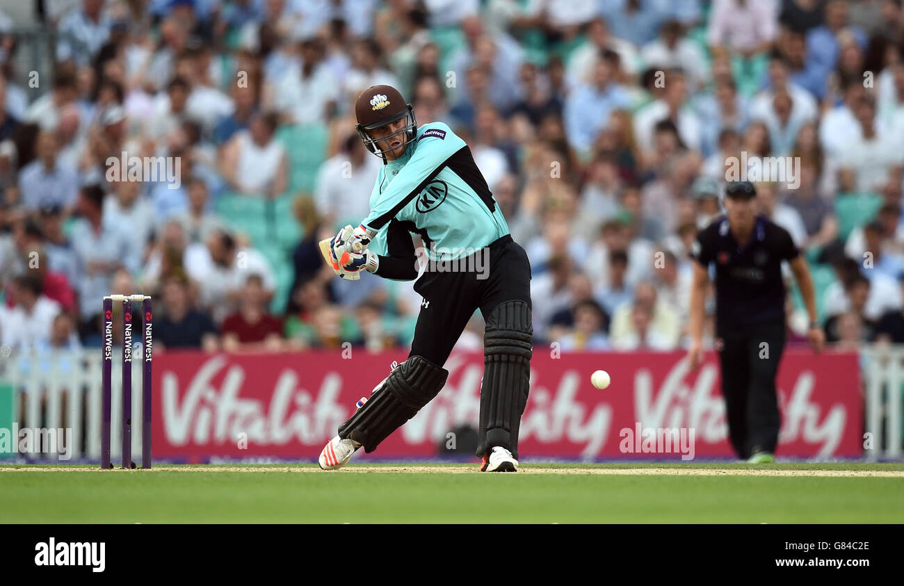 Cricket - NatWest t20 Blast - Southern Division - Surrey v Gloucestershire - Kia Oval. Jason Roy di Surrey colpisce Foto Stock