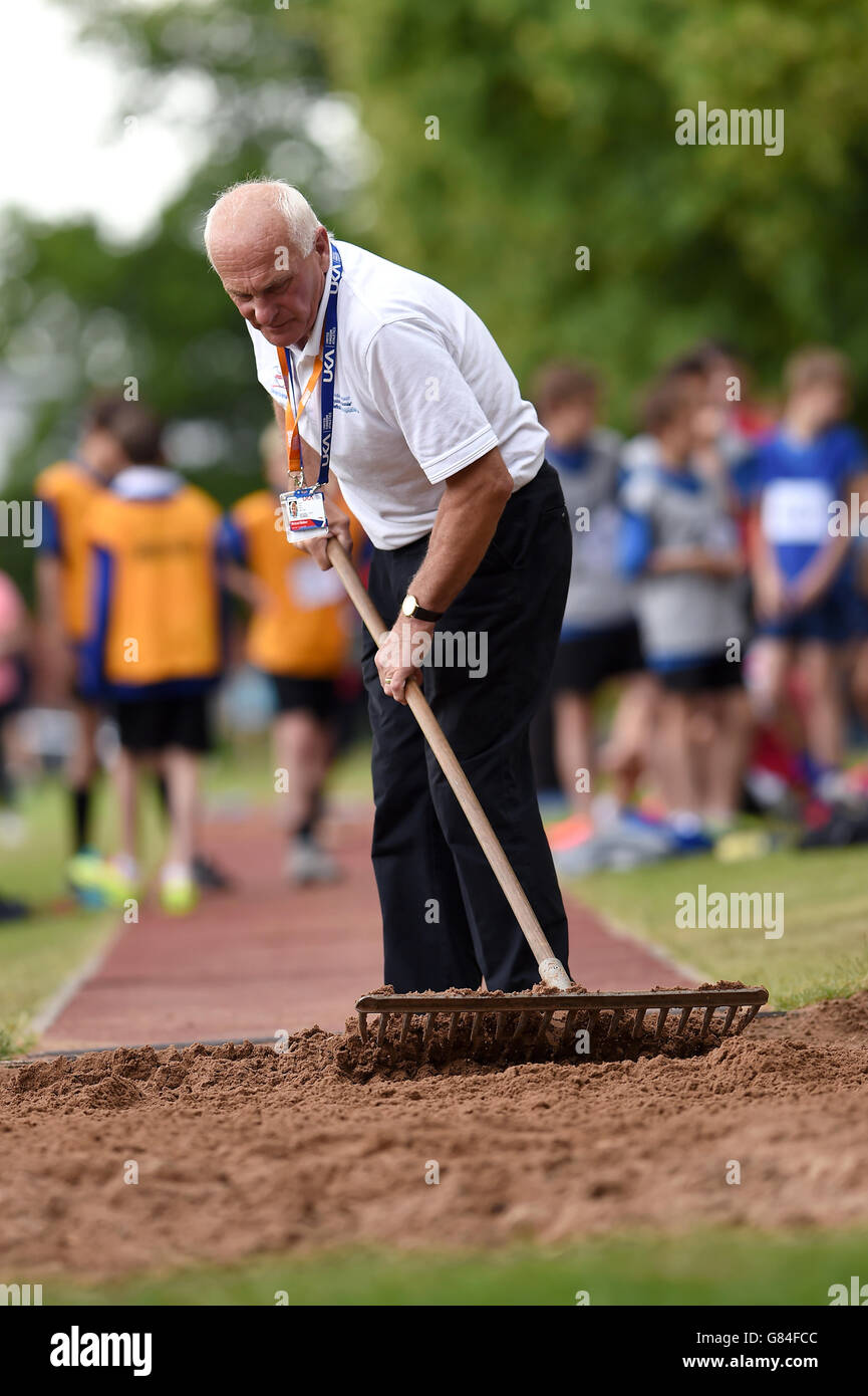 Atletica - Sainsbury's school games il lancio con Jonnie Peacock - Long Eaton Foto Stock