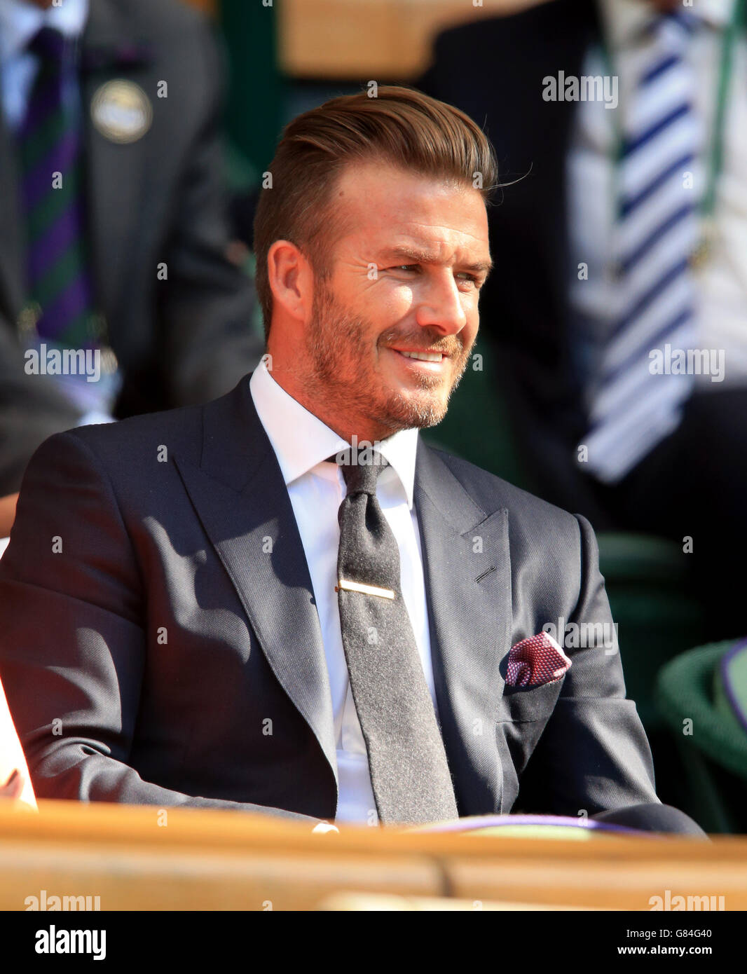 David Beckham nella scatola reale durante il giorno dieci dei Campionati di Wimbledon all'All England Lawn Tennis and Croquet Club, Wimbledon. Data immagine: Giovedì 9 luglio 2015. Vedi PA Story TENNIS Wimbledon. Il credito fotografico dovrebbe essere: Mike Egerton/PA Wire. RESTRIZIONI: . Nessun uso commerciale senza previo consenso scritto dell'AELTC. Solo uso di immagini fisse - nessuna immagine in movimento per emulare la trasmissione. Nessuna sovrapposizione o rimozione dei logo degli sponsor/degli annunci. Per ulteriori informazioni, chiamare il numero +44 (0)1158 447447. Foto Stock