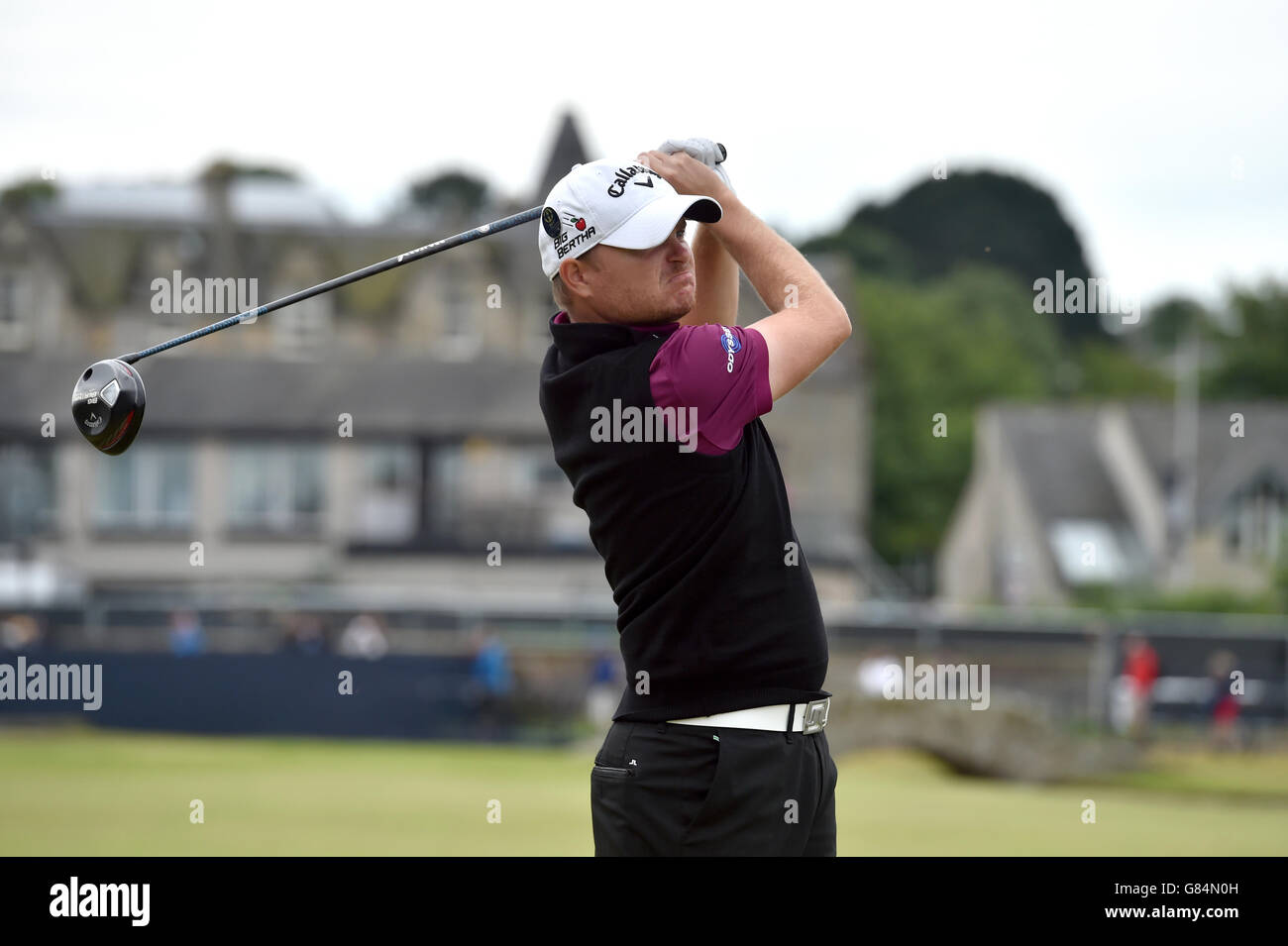 James Morrison in Inghilterra si tee il 2° giorno durante il quinto giorno dell'Open Championship 2015 a St Andrews, Fife. Foto Stock