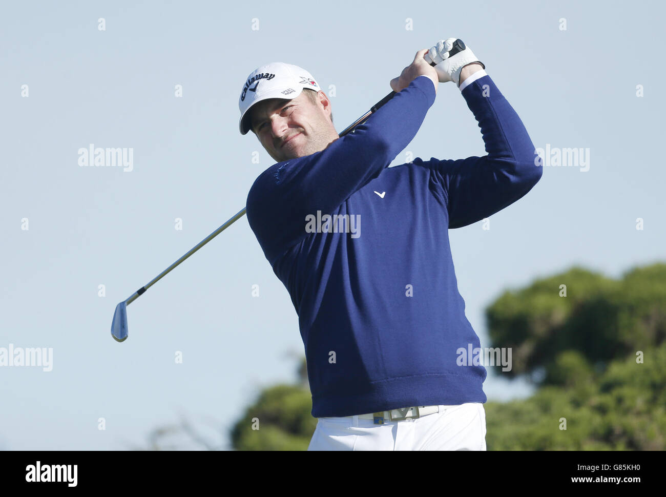Marc Warren della Scozia sul terzo tee durante il quarto giorno del Sestire Energy Paul Lawrie Match Play al Murcar Links Golf Club di Aberdeen. PREMERE ASSOCIAZIONE foto. Data foto: Domenica 2 agosto 2015. Vedi la storia del PA GOLF Murcar. Il credito fotografico deve essere: Danny Lawson/PA Wire. RESTRIZIONI: Solo per uso editoriale. Nessun uso commerciale. Nessuna falsa associazione commerciale. Nessuna emulazione video. Nessuna manipolazione delle immagini. Foto Stock