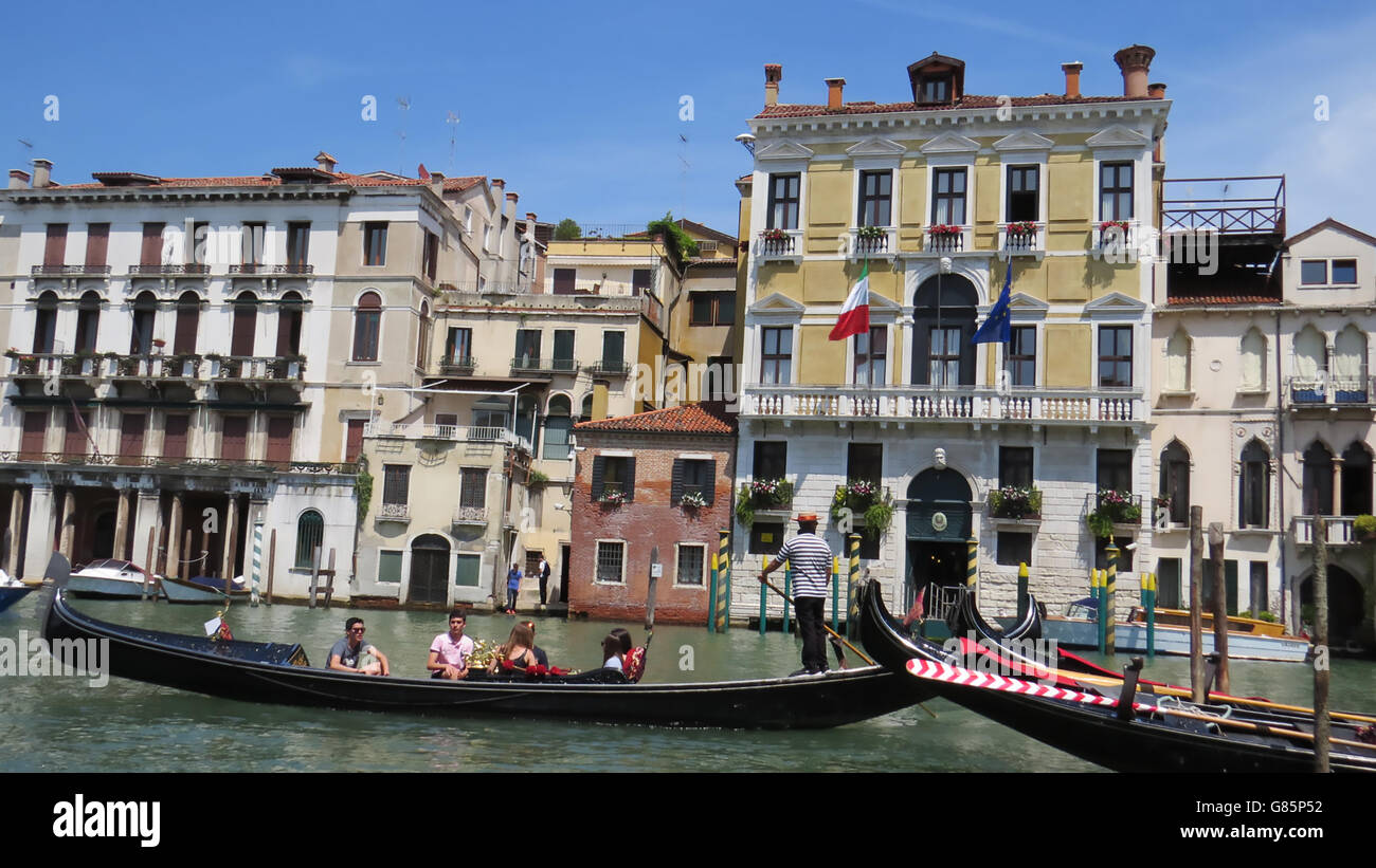 Venezia, Italia. Le gondole del Canal Grande. Foto Tony Gale Foto Stock