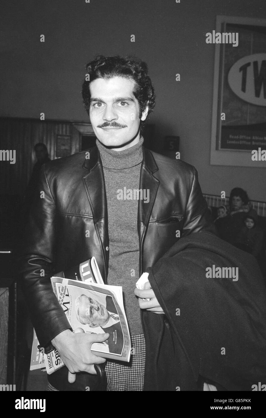 Intrattenimento - Omar Sharif - Aeroporto di Londra Foto Stock