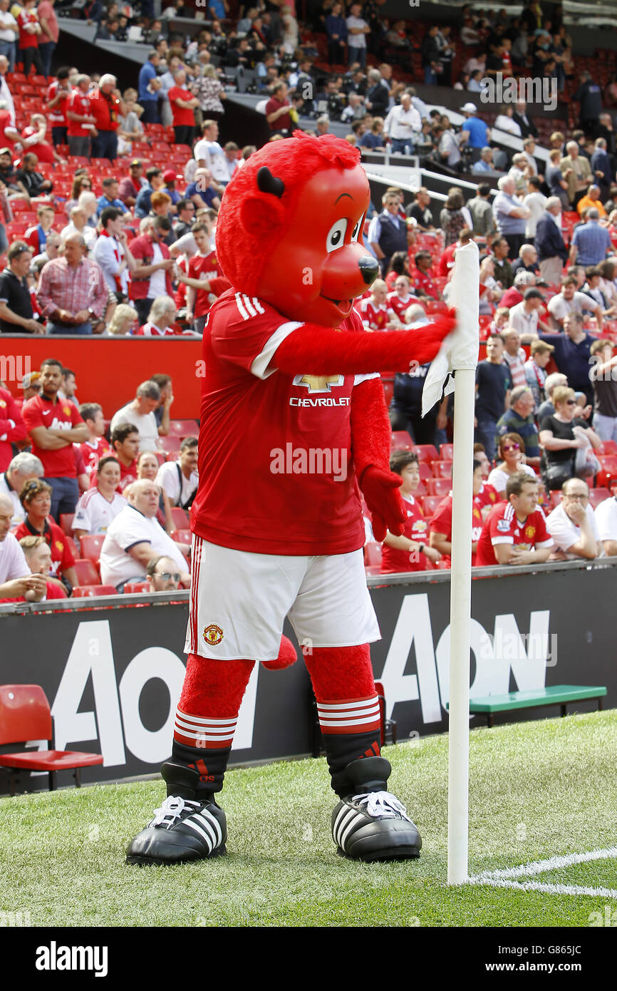 Calcio - Barclays Premier League - Manchester United v Tottenham Hotspur - Old Trafford. Mascotte del Manchester United "Fred the Red" Foto Stock