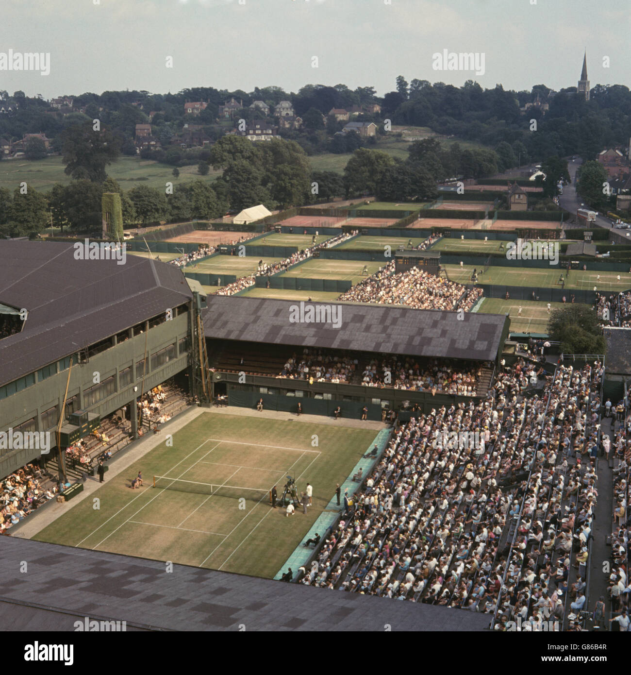 Tennis - Wimbledon Championships - l'All England Lawn Tennis and Croquet Club. Veduta aerea del campo n° 1 a Wimbledon. Foto Stock
