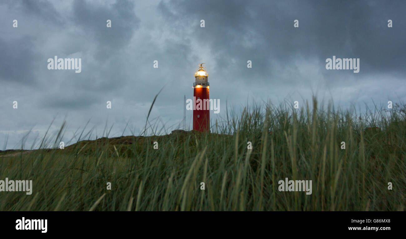 Faro di Texel a Dusk, De Cocksdorp, paesi bassi Foto Stock