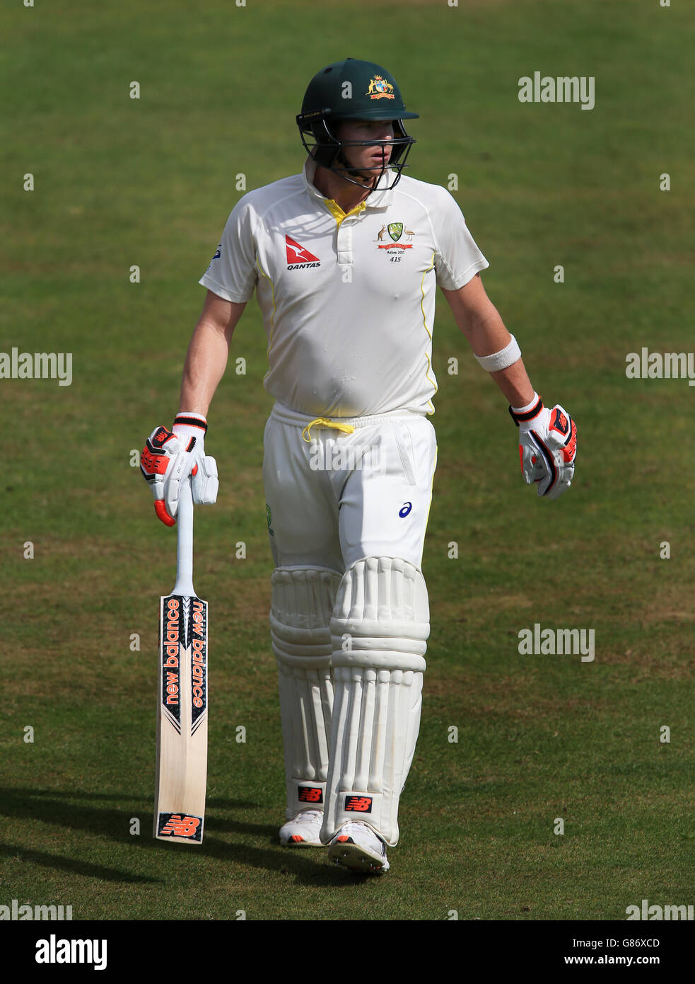 Il capitano australiano Steve Smith mostra la sua deiezione dopo che lo era Fuori per un anatra 0 fuori Northamptonshire Bowler Maurice Chambers Foto Stock