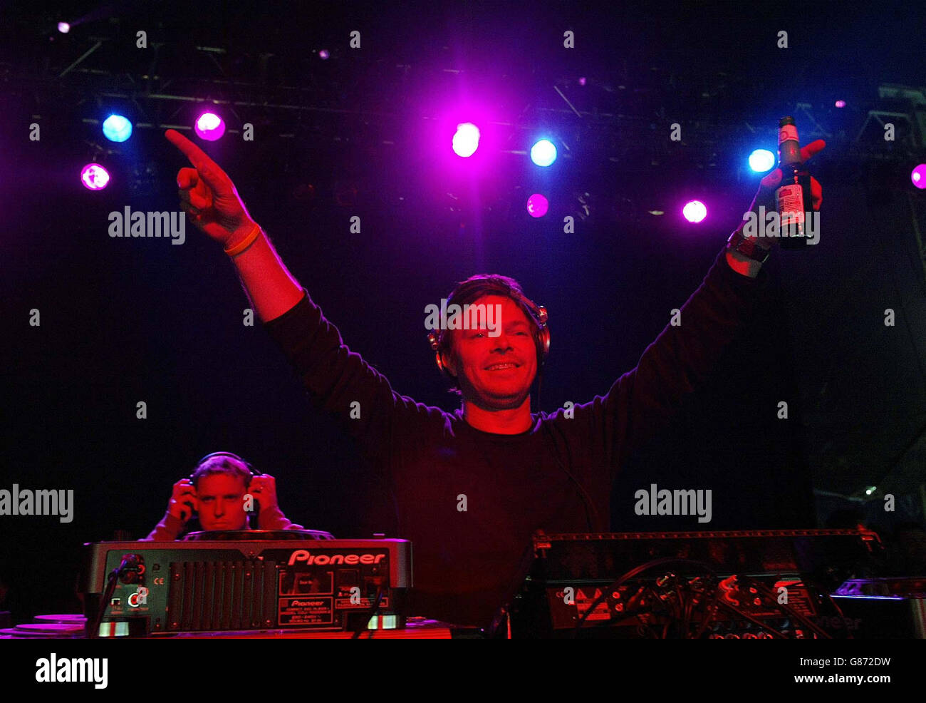 DJ Pete Tong si esibisce durante il Big Weekend della radio 1 A Herrington Park Foto Stock