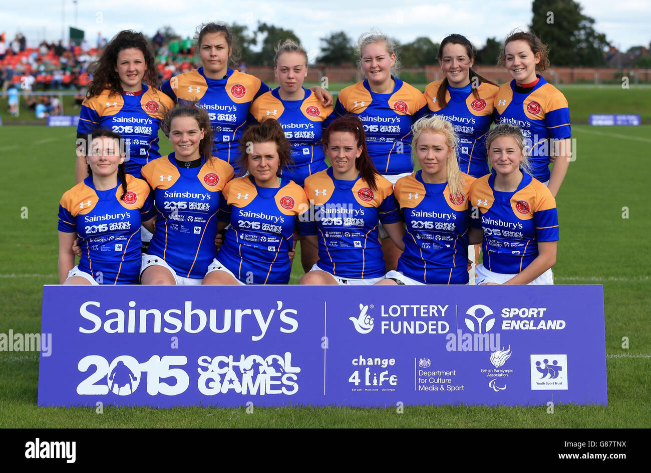 Sport - Sainsbury's 2015 School Games - Day Three - Manchester. Il Galles orientale posa per una foto di gruppo durante i Rugby Sevens il terzo giorno presso i Sainsbury's 2015 School Games, Armitage Site, Manchester Foto Stock