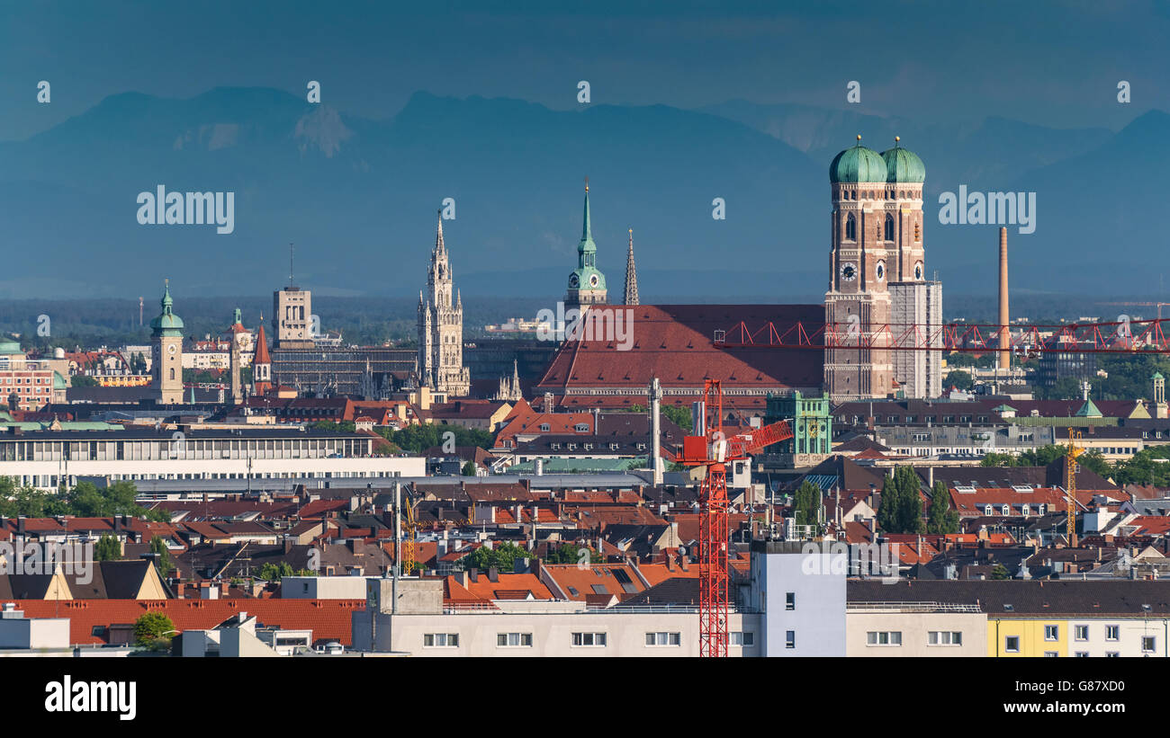 Monaco di Baviera skyline della città, Germania Foto Stock
