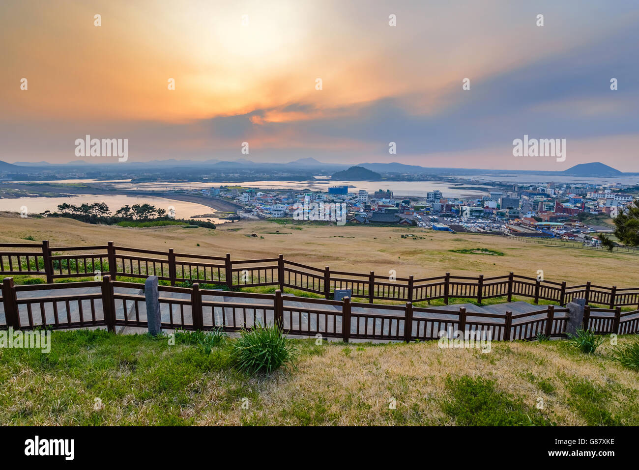 Tramonto a Seongsan Ilchulbong, Jeju, Corea del Sud Foto Stock