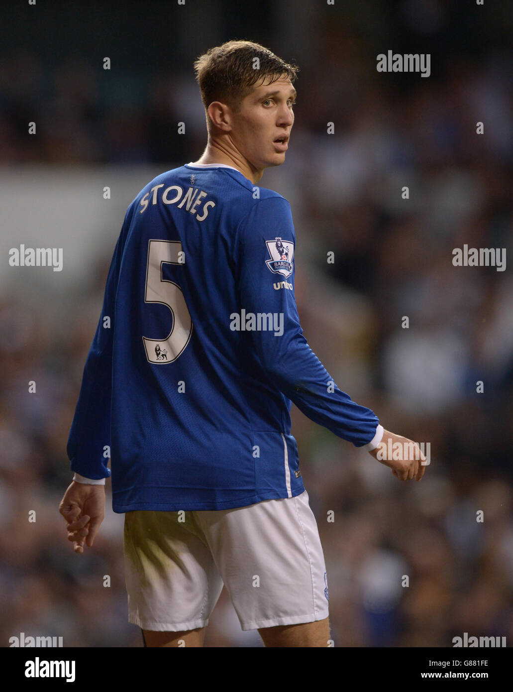 Everton's John Stones durante la partita della Barclays Premier League a White Hart Lane, Londra. PREMERE ASSOCIAZIONE foto. Data immagine: Sabato 29 agosto 2015. Vedi PA storia CALCIO Tottenham. Il credito fotografico dovrebbe essere: Anthony Devlin/PA Wire. Foto Stock