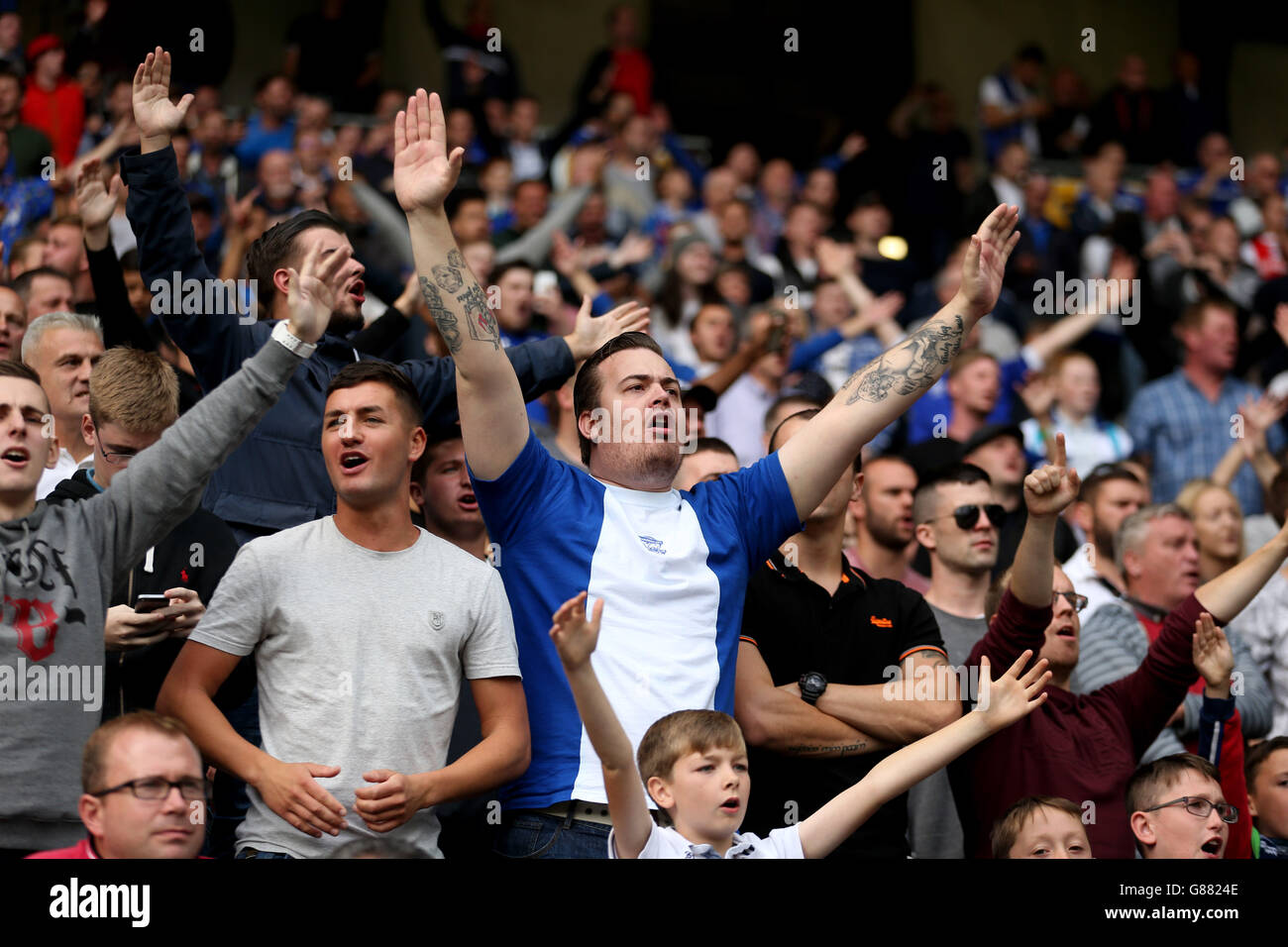 Calcio - Campionato Sky Bet - MK Dons v Birmingham City - Stadio:mk. I fan di Birmingham durante la partita Foto Stock