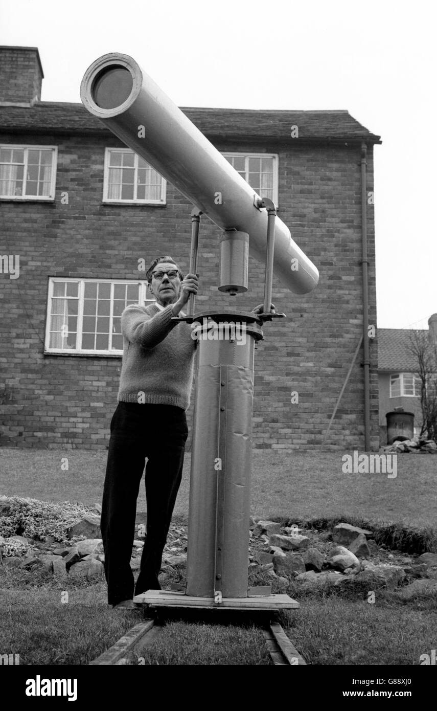 La scienza e la tecnologia - Telescopio fatti in casa - Bill Whittle - Disley, Cheshire Foto Stock