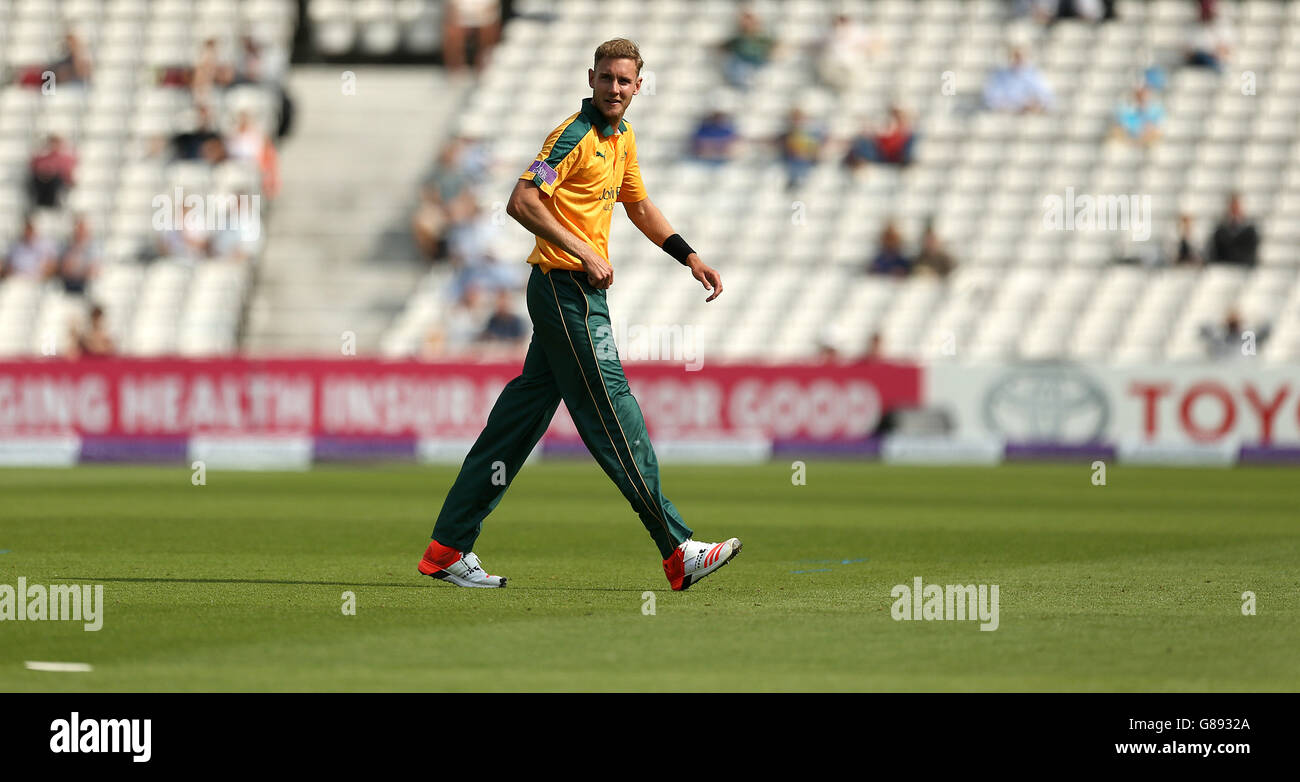 Stuart Broad di Nottinghamshire durante la Royal London One-Day Cup Semifinale match al Kia Oval, Londra. Foto Stock
