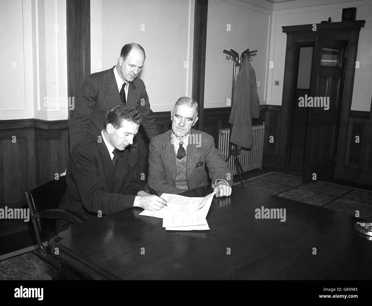 Calcio - Stoke City - Sam Smyth firma - Wolverhampton Foto Stock