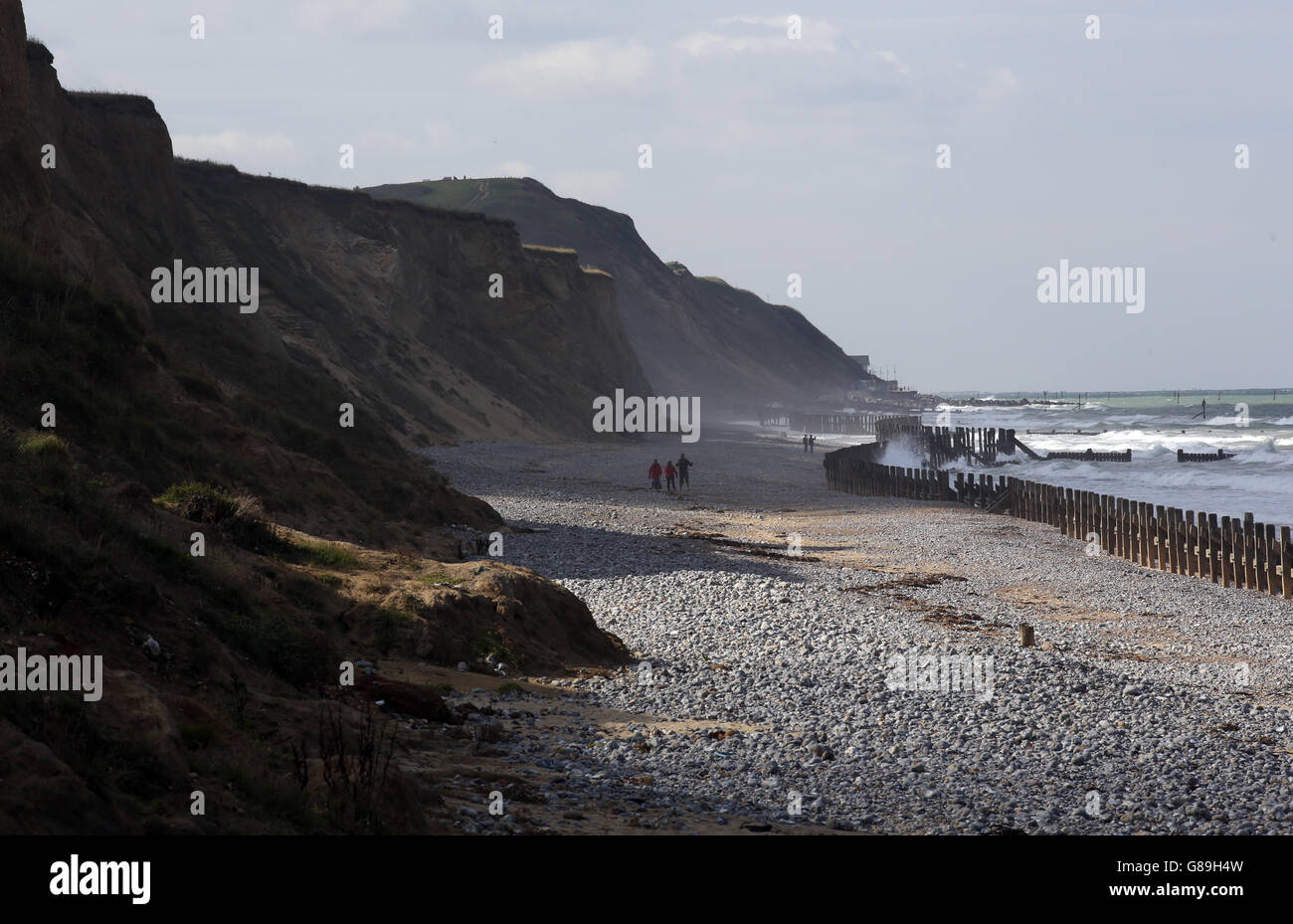 La spiaggia e la costa del villaggio di West Runton, Norfolk, che è stato recentemente votato uno dei migliori posti nel Regno Unito per vivere. Foto Stock