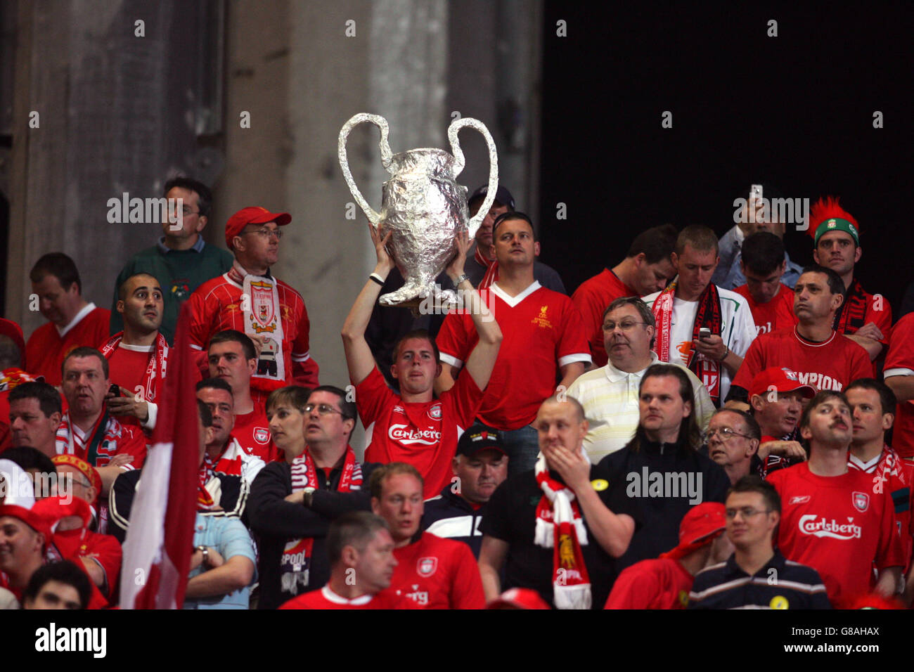 Calcio - UEFA Champions League - finale - AC Milan v Liverpool - Stadio Olimpico Ataturk. Tifosi di Liverpool durante il gioco Foto Stock