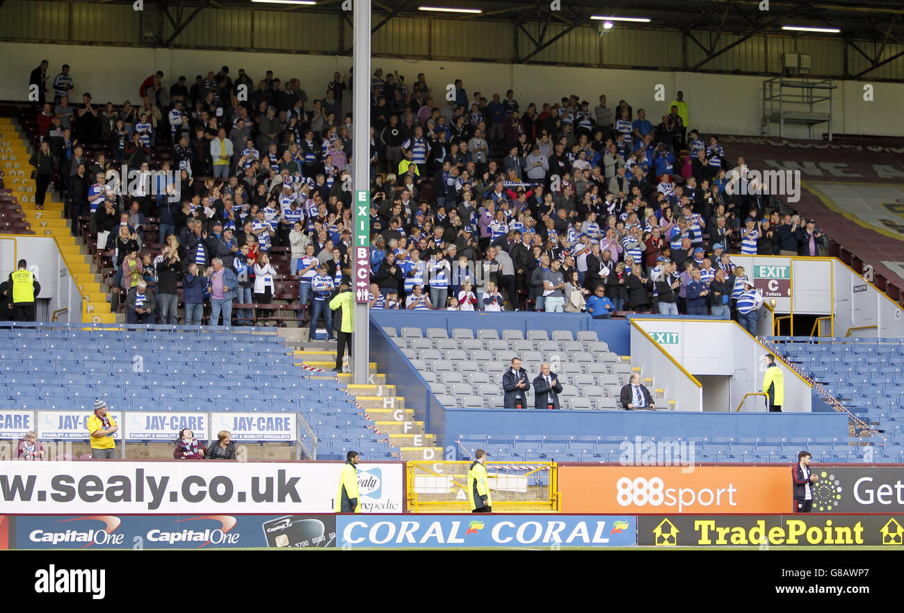 Calcio - Sky Bet Championship - Burnley v Reading - Turf Moor. Ventilatori di lettura nei supporti Foto Stock
