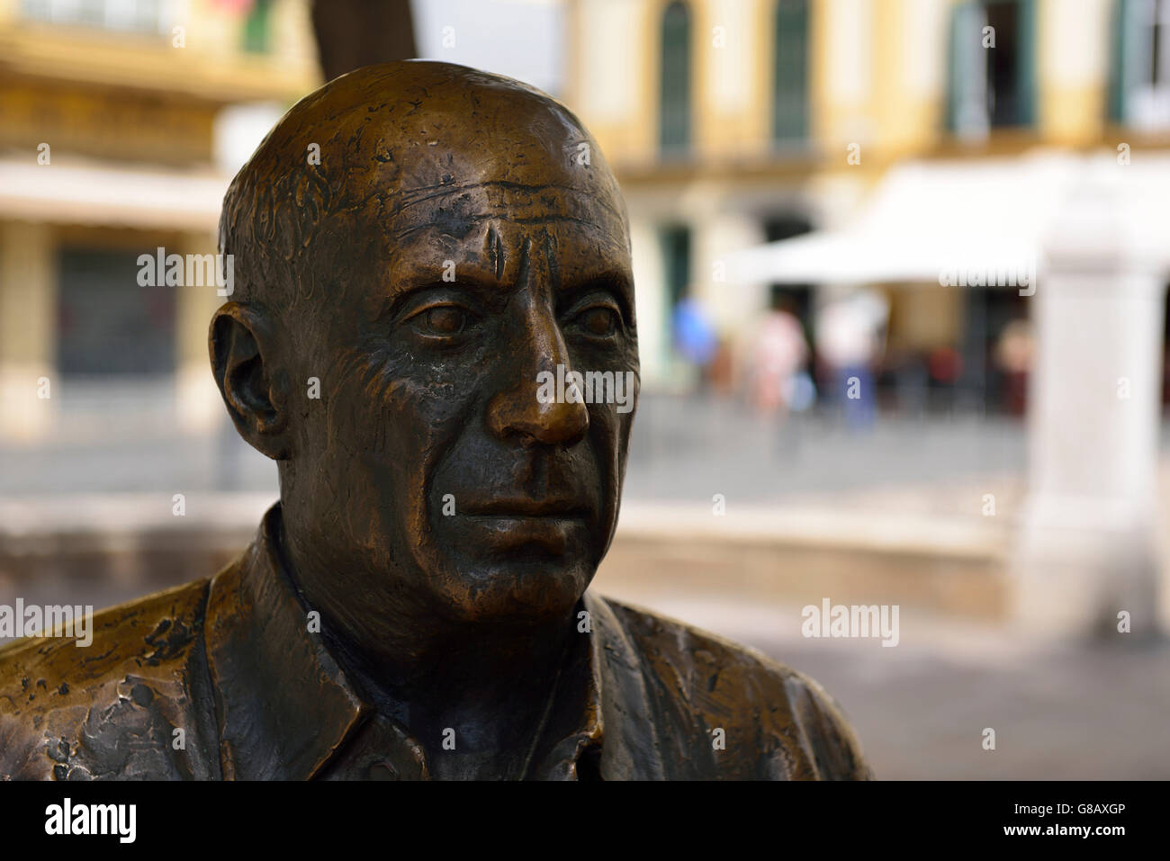 Statua di Pablo Picasso, Plaza de la Merced, Malaga, Costa del Sol, Andalusia, Spagna Foto Stock
