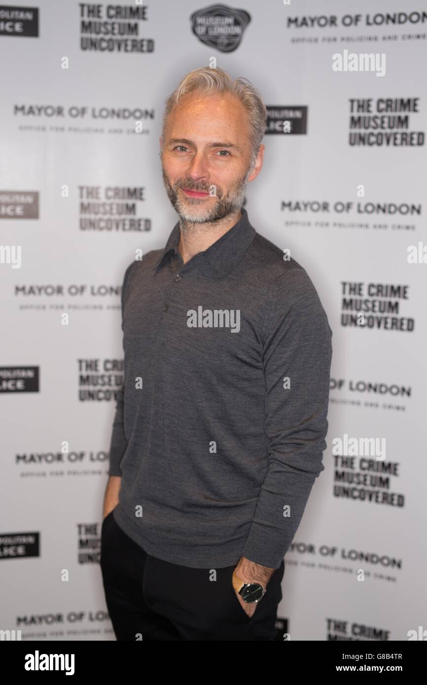 L'attore Mark Bonnar arriva al lancio VIP della mostra scoperta del Crime Museum al Museo di Londra. Foto Stock