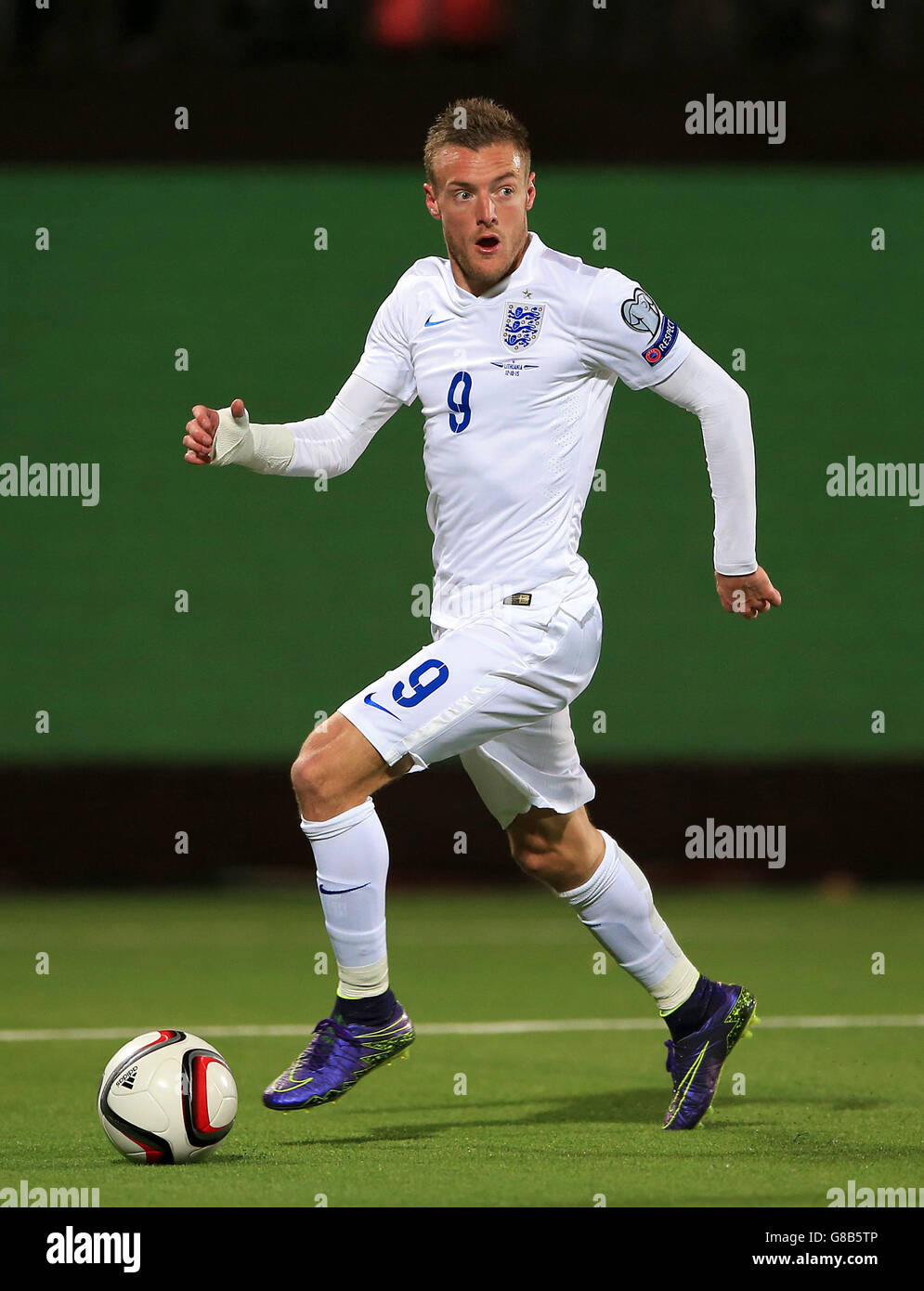 Jamie Vardy in Inghilterra durante la partita di qualificazione del Campionato europeo UEFA allo stadio LFF di Vilnius, Lituania. Foto Stock