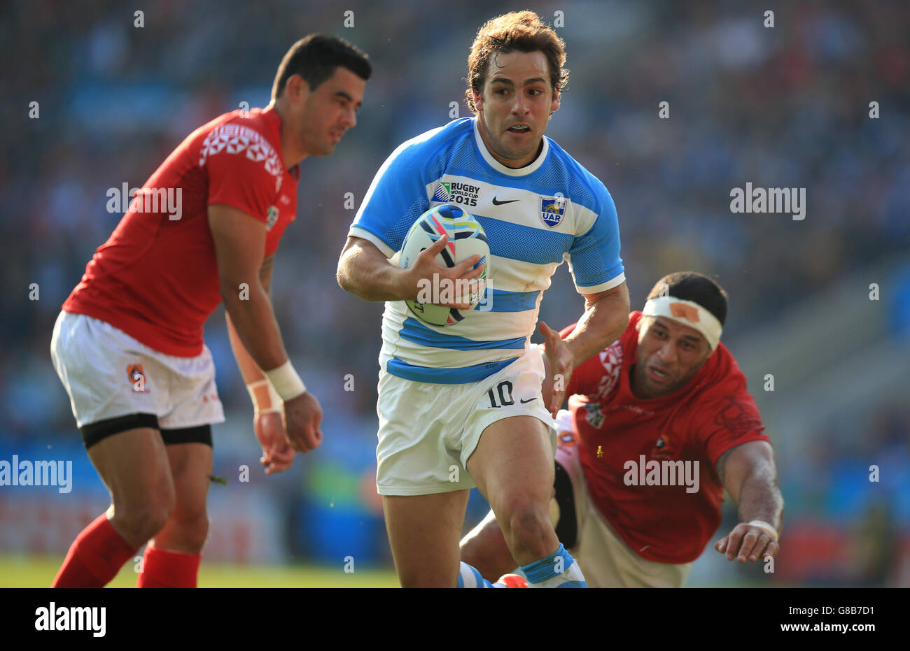 Rugby Union - Coppa del mondo di Rugby 2015 - Pool C - Argentina / Tonga - Leicester City Stadium. Nicolas Sanchez, in Argentina, si libera di segnare il terzo tentativo durante la partita di Coppa del mondo al Leicester City Stadium, Leicester. Foto Stock